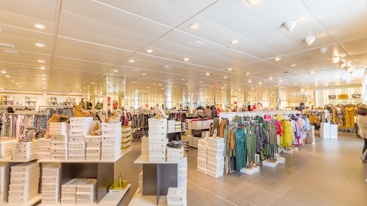 Loi anti fast-fashion : à partir du 1er septembre 2026, la France sanctionne Shein et Temu au portefeuille